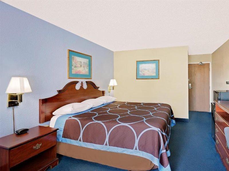 Motel Super 8 By Wyndham Newburgh/West Point Stewart Intl Airport Exterior foto