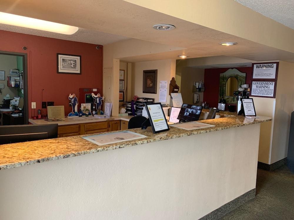 Motel Super 8 By Wyndham Newburgh/West Point Stewart Intl Airport Exterior foto