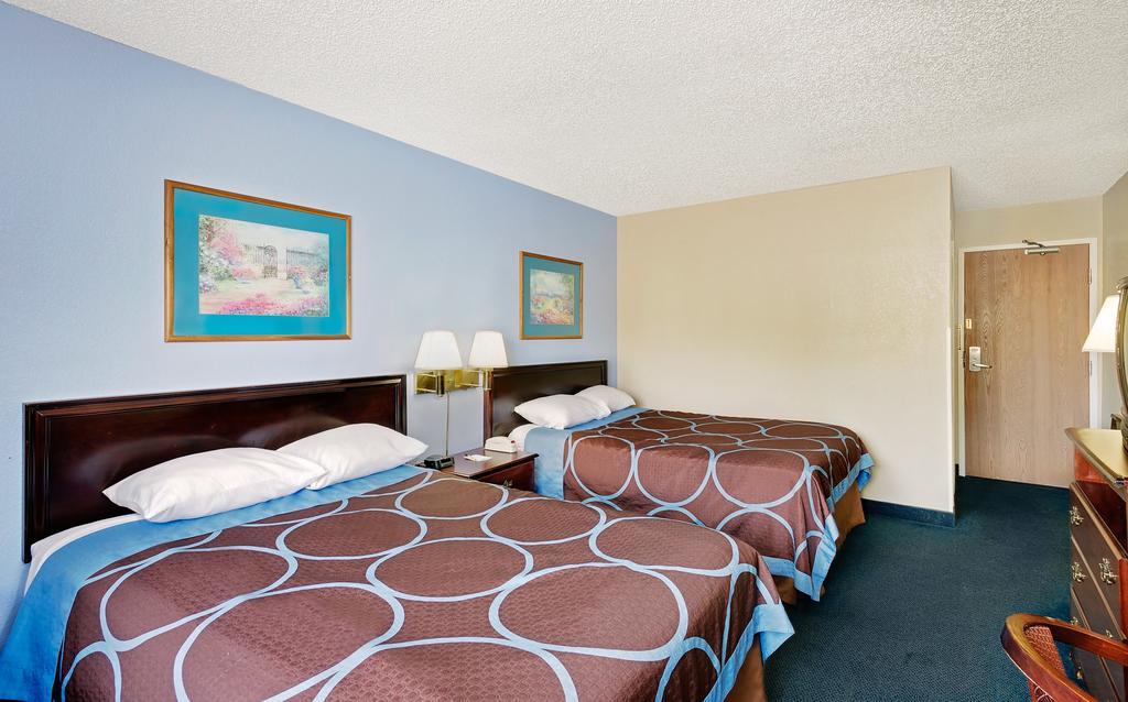 Motel Super 8 By Wyndham Newburgh/West Point Stewart Intl Airport Exterior foto