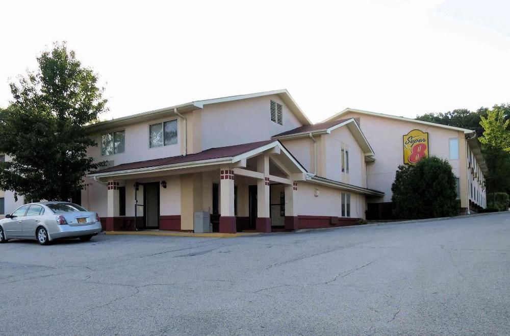Motel Super 8 By Wyndham Newburgh/West Point Stewart Intl Airport Exterior foto