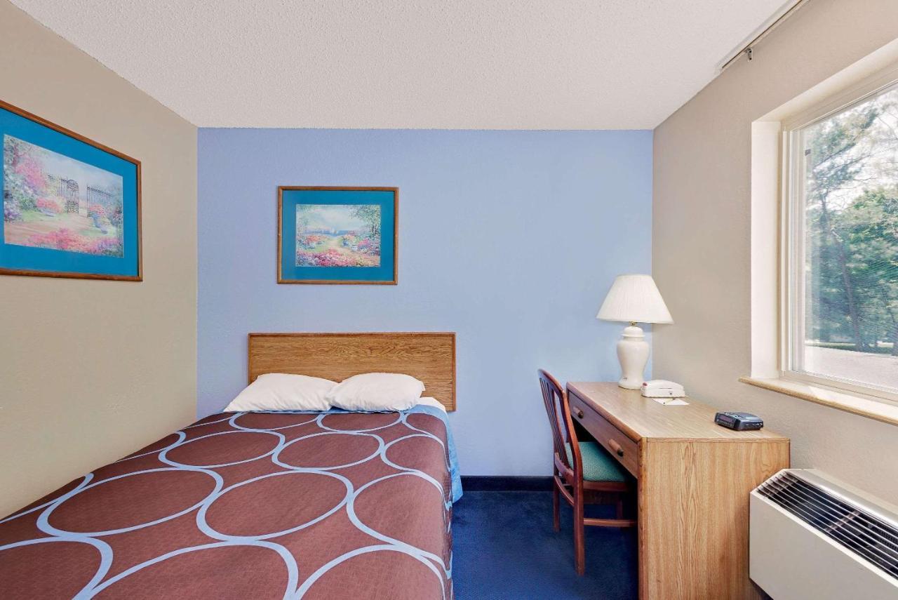 Motel Super 8 By Wyndham Newburgh/West Point Stewart Intl Airport Exterior foto